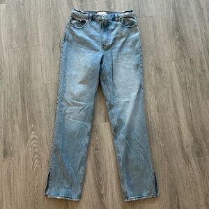 Abercrombie The 90s Straight Ultra High Rise 12L